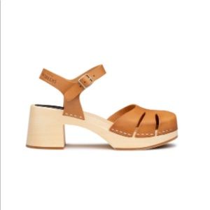 Swedish Hasbeens Natural Brown 70s Inspired Closed Toe Heeled Clogs